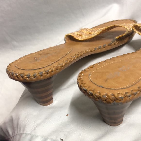 Up close brand sz 7 gold yellow and glitter heeled slides - Picture 11 of 11